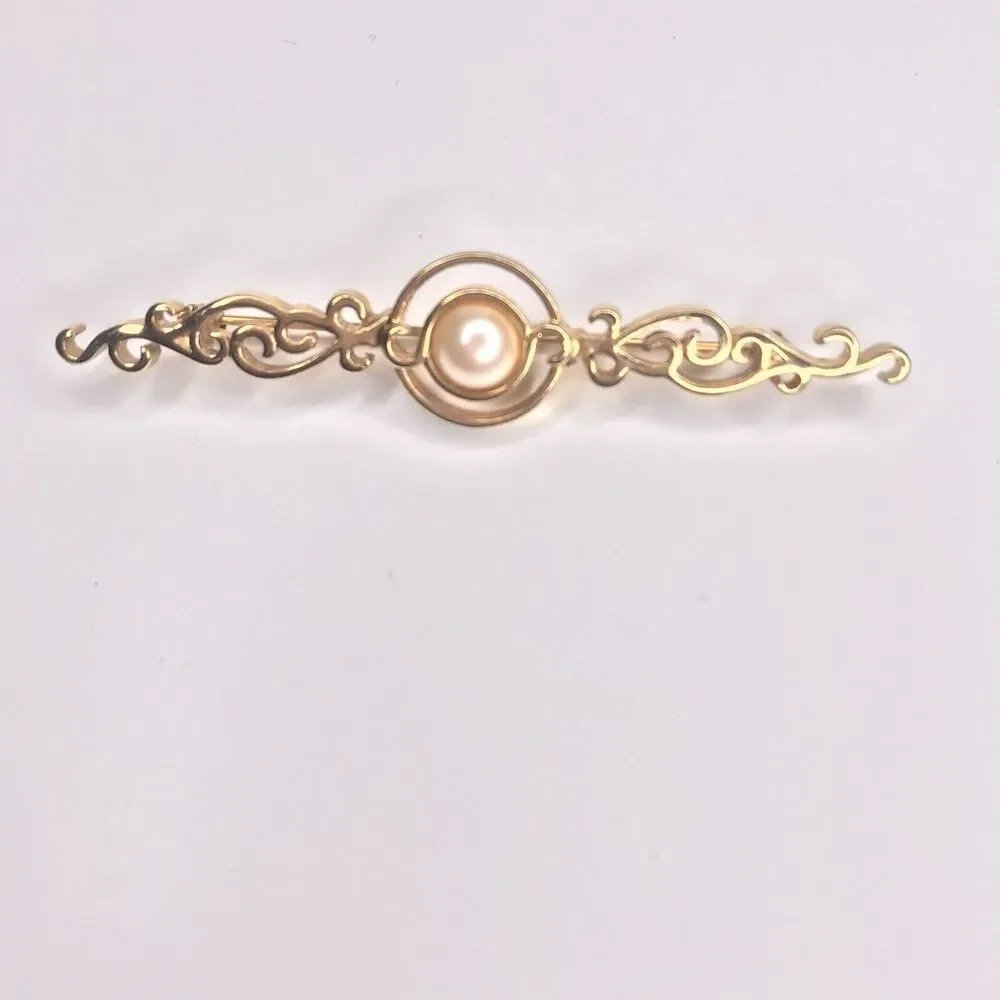 Vintage Monet Jewelry Brooch Pin Signed Gold Tone Faux Pearl